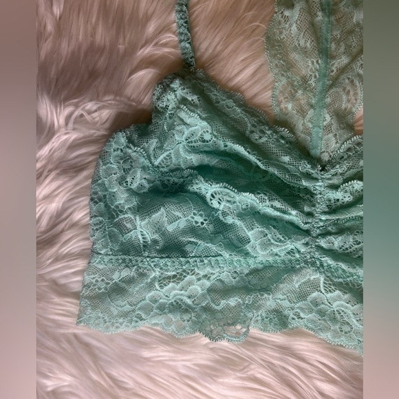 VS PINK Teal Lace Bralette - Picture 3 of 6